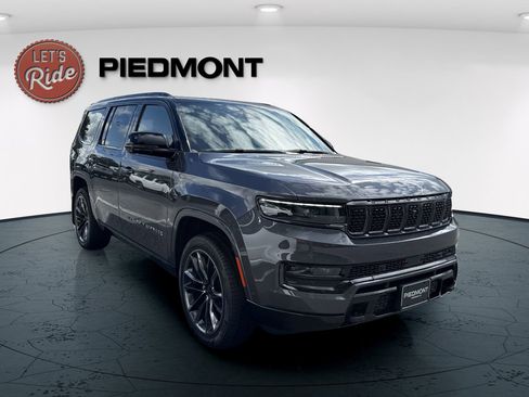 New 2025 Jeep Grand Wagoneer Series III w/ Quick Order Packagew 28T image 4