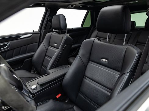Used 2013 Mercedes-Benz E 63 AMG Wagon image 2