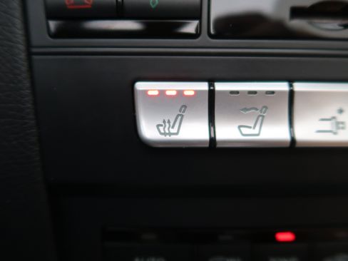 Used 2014 Mercedes-Benz E 350 Cabriolet image 19