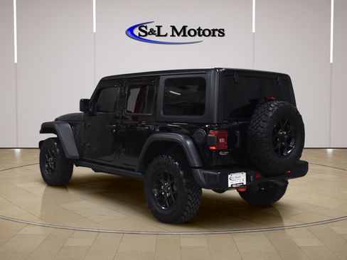 Used 2024 Jeep Wrangler Unlimited Sport AWD/4WD image 5