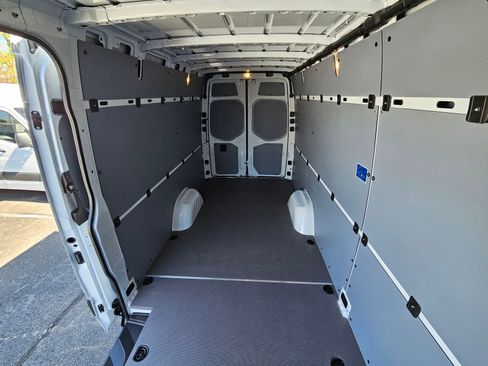 New 2026 Mercedes-Benz Sprinter 2500 image 31