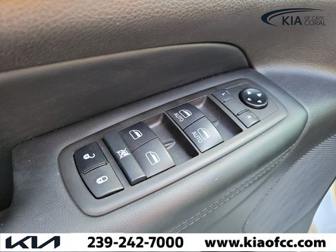 Used 2021 Jeep Grand Cherokee Laredo X RWD image 23
