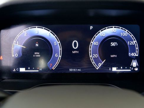 Used 2023 Jeep Grand Cherokee Altitude AWD/4WD image 21