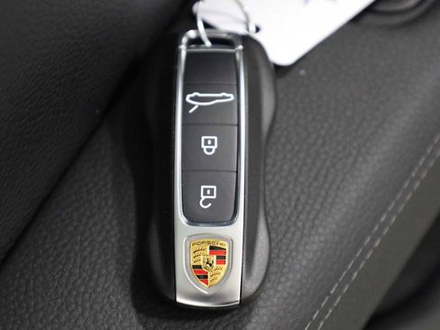 Certified 2026 Porsche Panamera RWD image 43