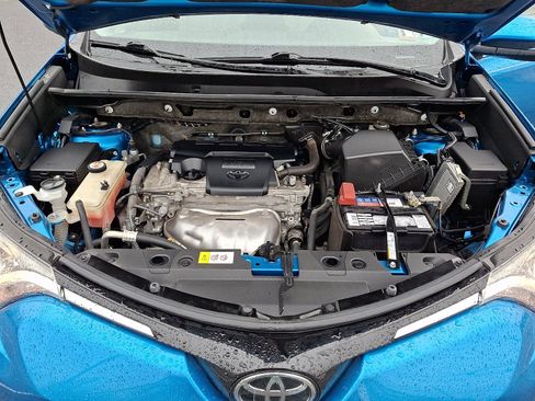 Used 2018 Toyota RAV4 XLE w/ Plus Extra Value Package image 28