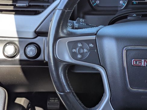 Used 2019 GMC Yukon XL SLT image 24