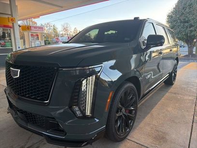 Used 2025 Cadillac Escalade ESV V w/ LPO, ONYX Package