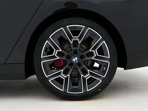 New 2026 BMW 540i xDrive 540i xDrive image 16