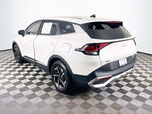 Used 2025 Kia Sportage LX FWD image 6
