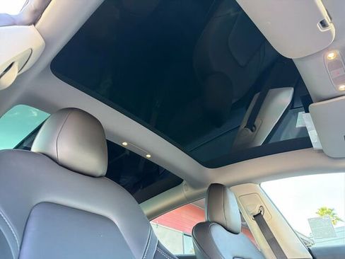 Used 2022 Tesla Model 3 Long Range image 20