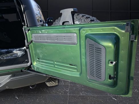 New 2025 Ford Bronco Badlands image 18