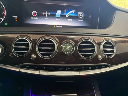 Certified 2019 Mercedes-Benz S 560 4MATIC Sedan image 35