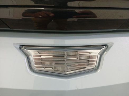 Certified 2024 Cadillac Lyriq Luxury AWD/4WD image 28