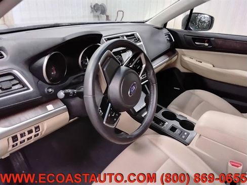Used 2019 Subaru Outback 3.6R Limited w/ Popular Package #2 AWD/4WD image 11