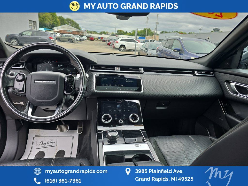 Used 2019 Land Rover Range Rover Velar R-Dynamic SE AWD/4WD image 12