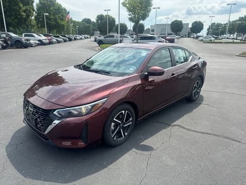 Used 2024 Nissan Sentra SV FWD image 9