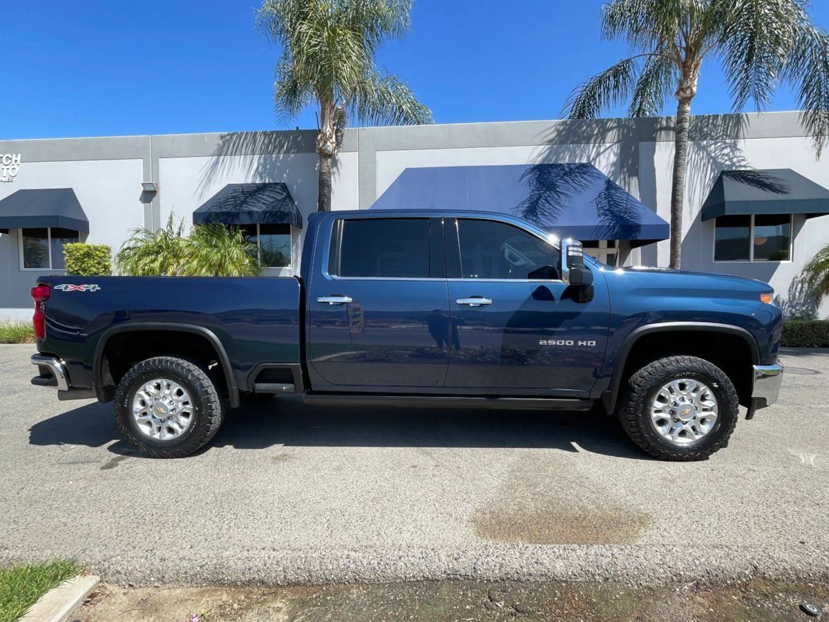 Used 2022 Chevrolet Silverado 2500 LTZ w/ LTZ Plus Package AWD/4WD image 4
