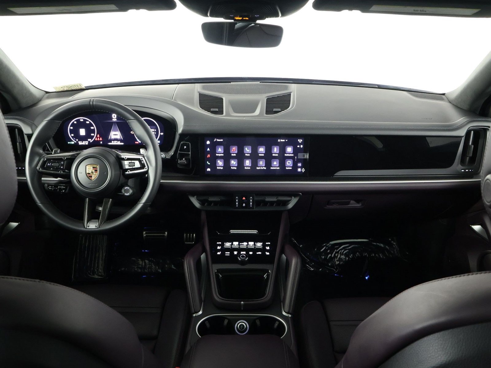 Certified 2025 Porsche Cayenne GTS AWD/4WD image 11