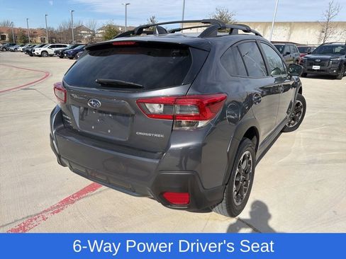 Used 2023 Subaru Crosstrek 2.0i Premium image 3
