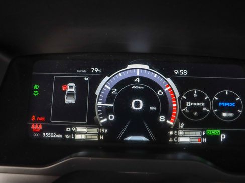 Used 2024 Toyota Tundra Limited AWD/4WD image 15