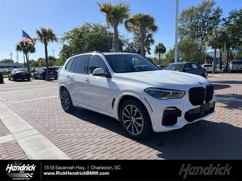 Used 2021 BMW X5 xDrive40i w/ M Sport Package image 1