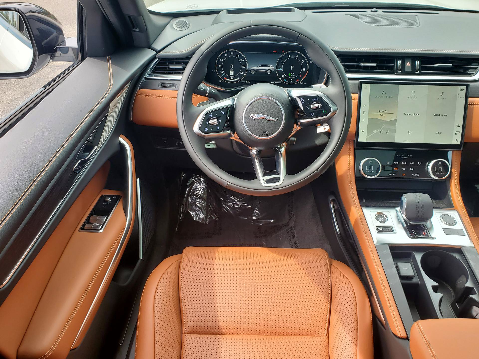 New 2026 Jaguar F-PACE R-Dynamic S AWD/4WD image 16