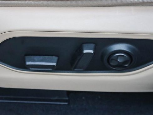 Used 2023 Jeep Grand Cherokee 4WD 4xe image 49