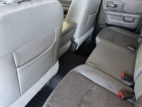 Used 2020 RAM 1500 Warlock AWD/4WD image 4