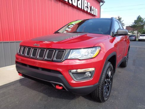 Used 2020 Jeep Compass Trailhawk AWD/4WD image 11