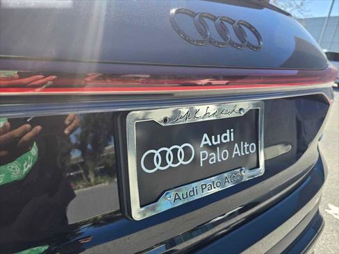 Used 2024 Audi Q4 e-tron Prestige AWD/4WD image 17
