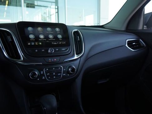 Used 2024 Chevrolet Equinox LT FWD image 21