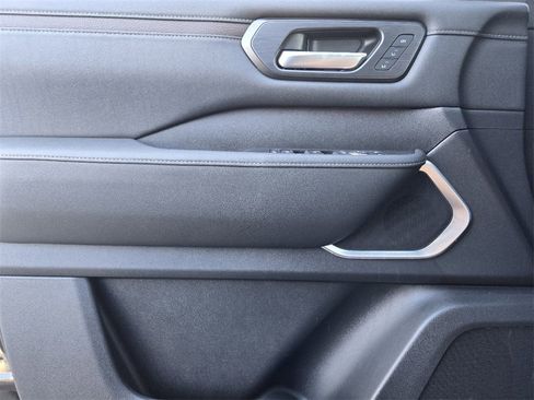 New 2025 Nissan Armada Platinum w/ Convenience Package image 19