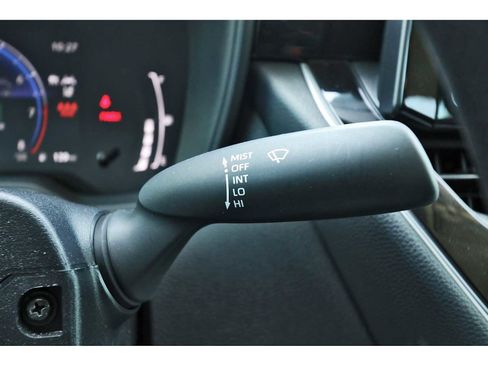 Used 2026 Toyota Corolla LE image 18