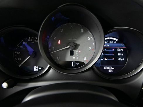 New 2026 Porsche Macan S image 24