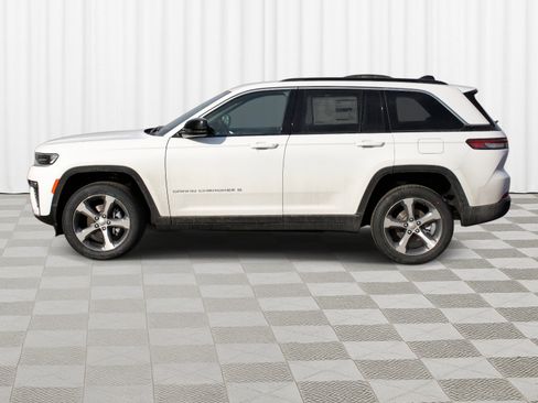 New 2026 Jeep Grand Cherokee Limited image 34