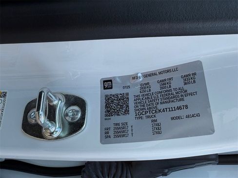 New 2026 Chevrolet Colorado LT w/ LT Convenience Package image 24