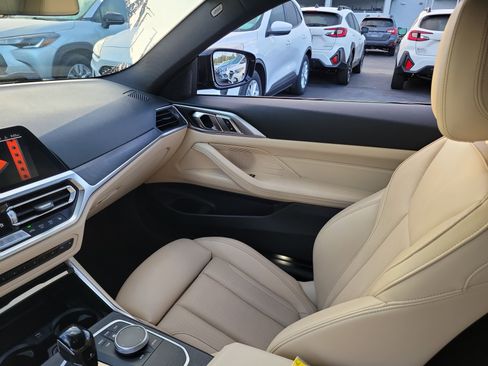 Used 2022 BMW 430i Coupe w/ Convenience Package image 14