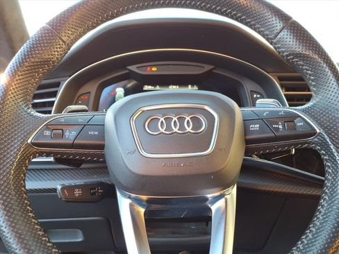 Used 2021 Audi RS Q8 w/ Carbon Optic Package image 18
