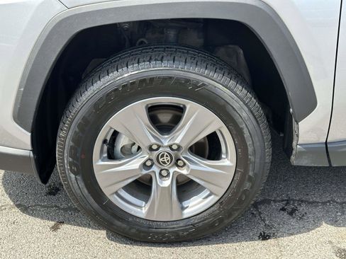 Used 2025 Toyota RAV4 LE image 9