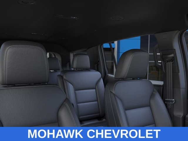 New 2027 Chevrolet Traverse LT w/ LPO, Floor Liner Package AWD/4WD image 24