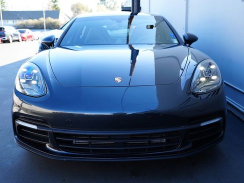 Used 2020 Porsche Panamera 4 image 9