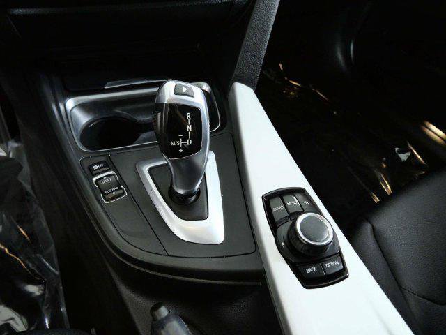 Used 2013 BMW 328i xDrive Sedan AWD/4WD image 15