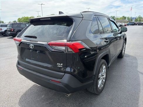 Used 2020 Toyota RAV4 XLE Premium w/ All Weather Liner Package image 4