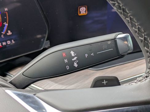 New 2026 Chevrolet Suburban LS image 26