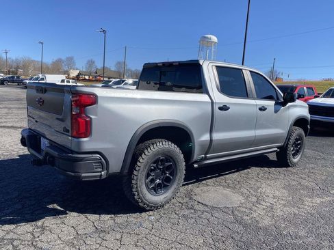 Used 2023 Chevrolet Silverado 1500 ZR2 w/ ZR2 Bison Edition AWD/4WD image 6