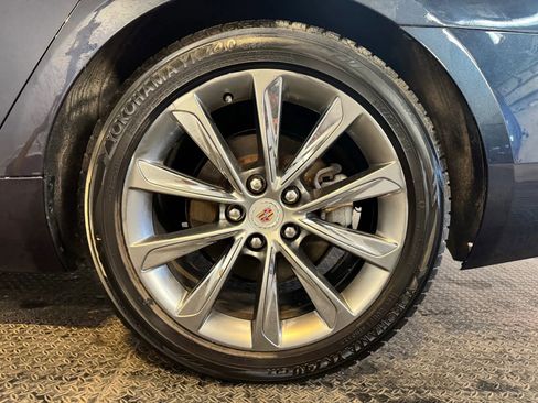 Used 2014 Cadillac XTS FWD image 32