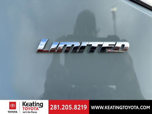 Used 2025 Toyota Tundra Limited image 10
