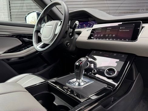 Used 2020 Land Rover Range Rover Evoque First Edition image 40