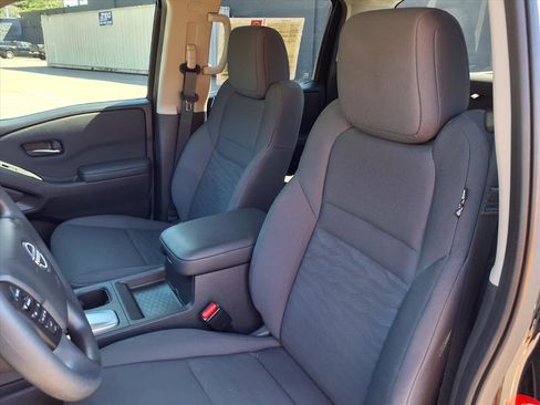 Certified 2022 Nissan Frontier S w/ Technology Package image 14