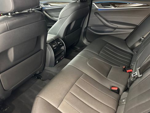 Used 2021 BMW 530e w/ Convenience Package RWD image 26